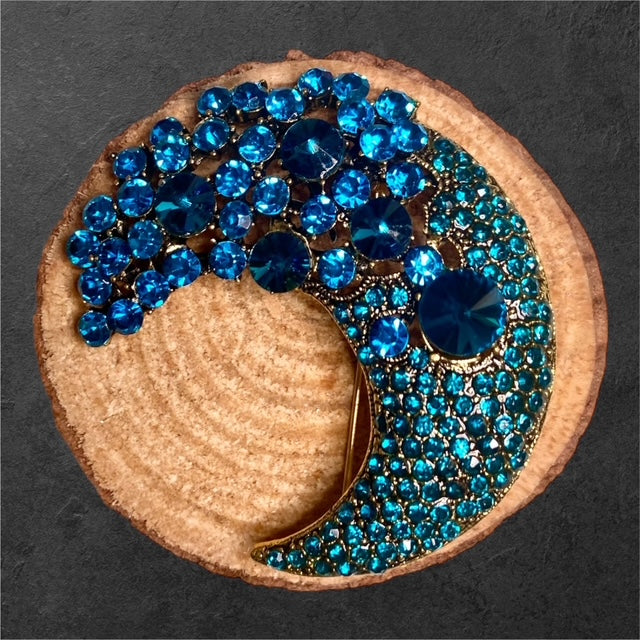 Teal Crescent Moon brooch with crescent moon design