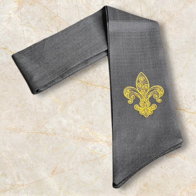Black and Gold Fleur de lis wreath sash from The Manor Collection