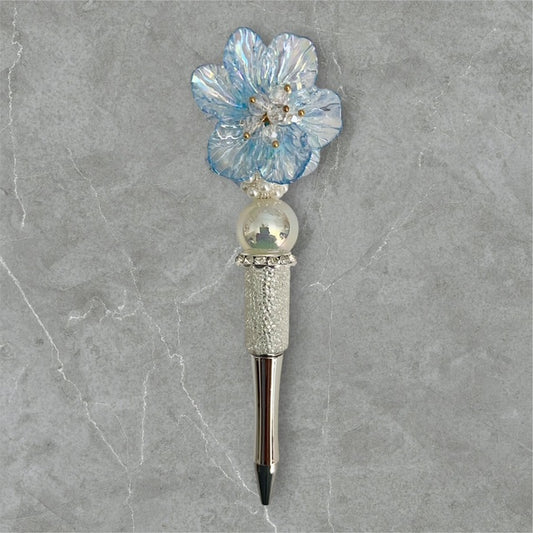 Glacier Bloom - Beaded Pen