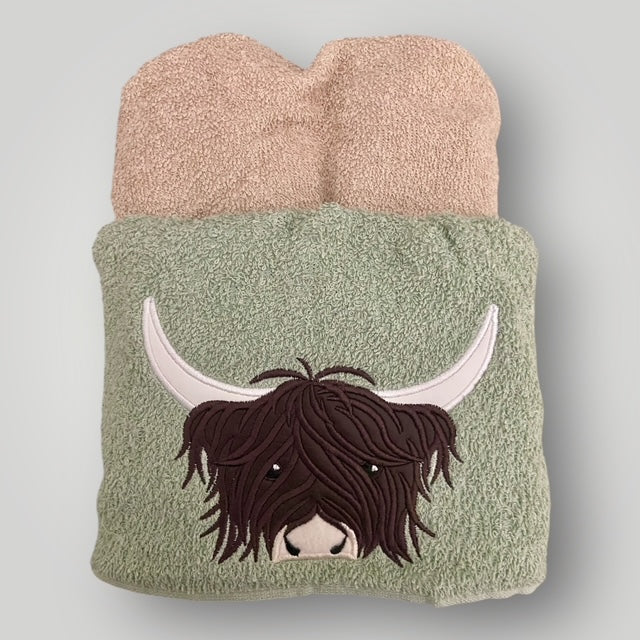 Highland Bull Hooded Towel - Embroidered