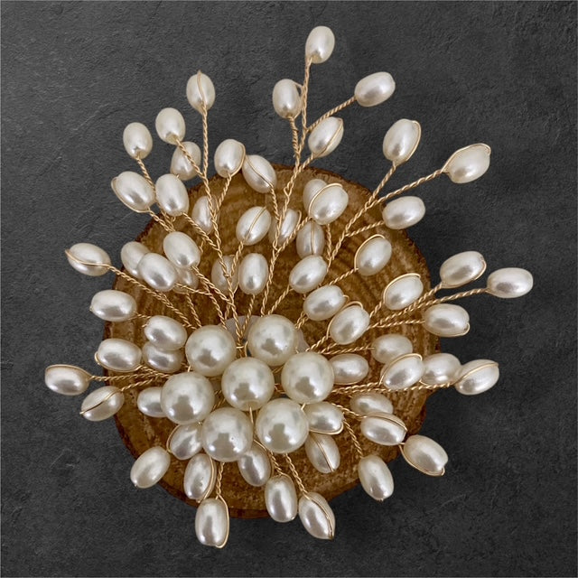 Pearl & Gold Burst brooch with pearl and gold accents