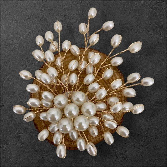 Pearl & Gold Burst brooch with pearl and gold accents