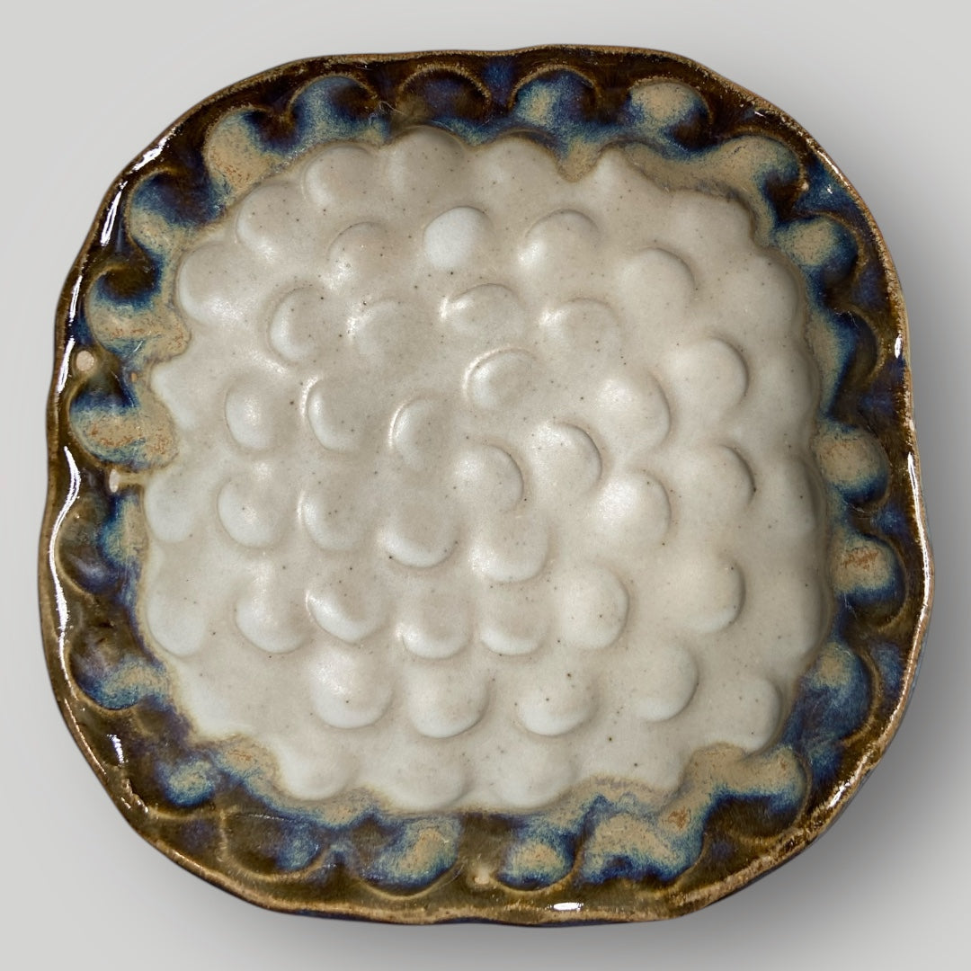 Small Square Bowl with Feet - Ivory Linen - Fingerprint Pottery