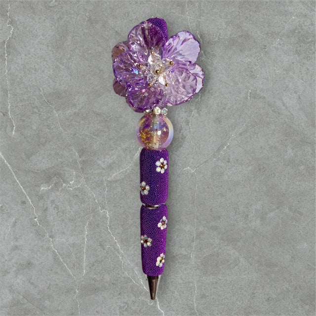 Southern Jewel beaded pen with jewel?tone beads and gold accents